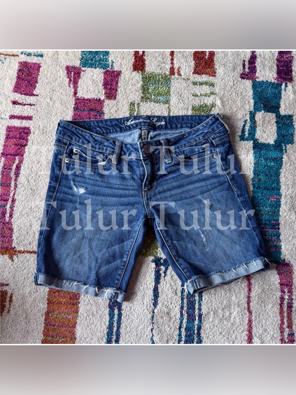 American Eagle Distressed Jean Shorts. Size 4
